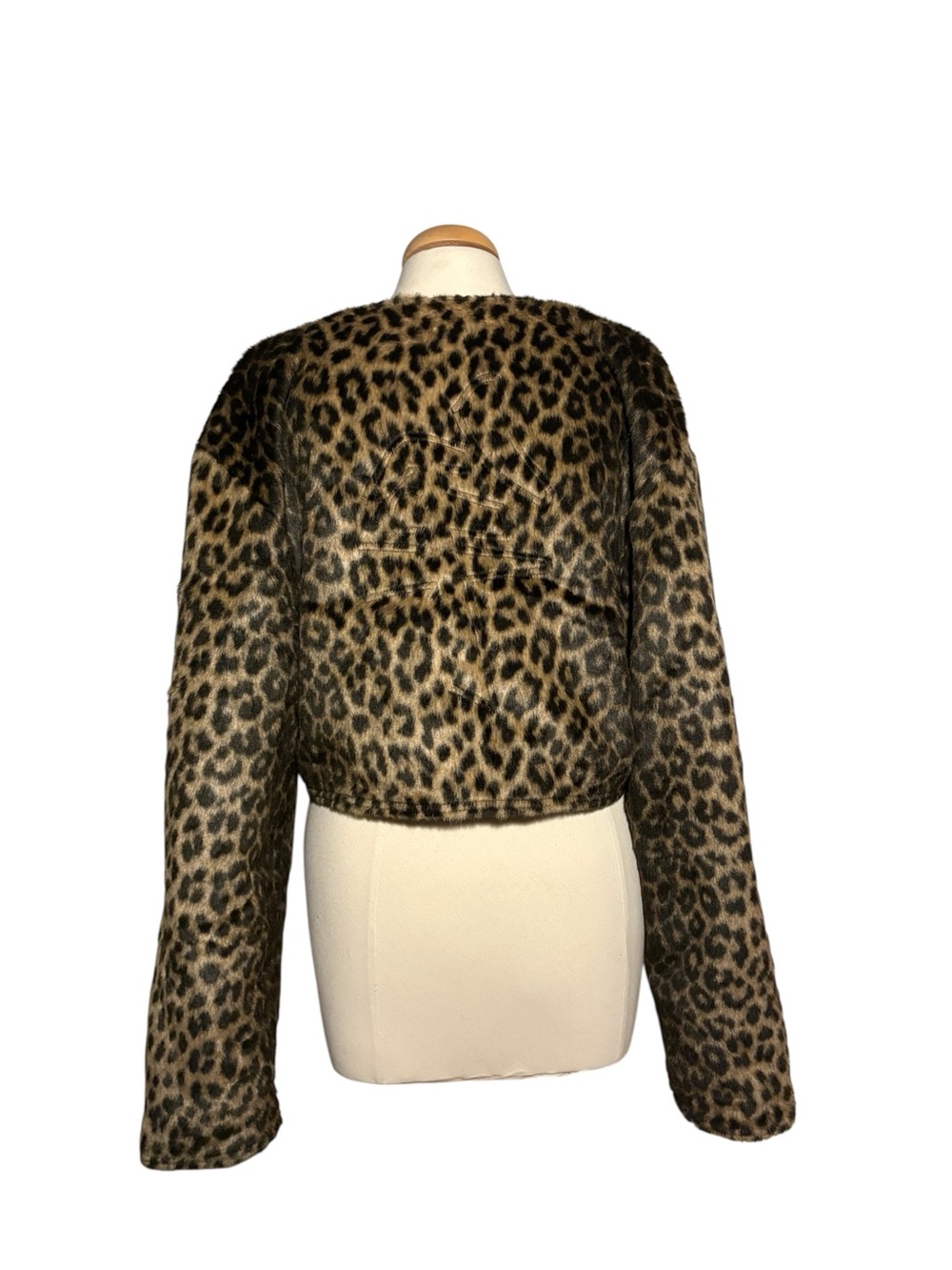 Leopard Print Cropped Jacket - Picture 2 of 4